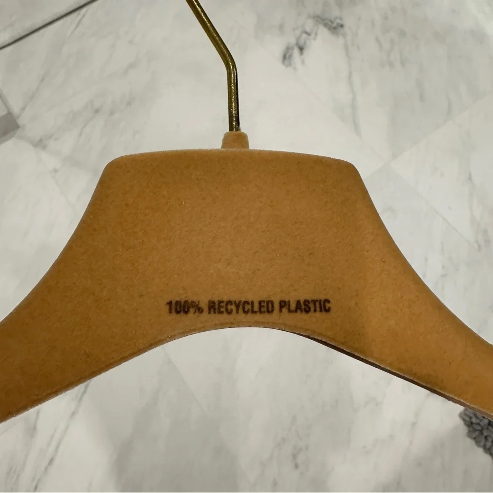 Miu Miu Tan velvet Hanger with Gold Hook - Picture 3 of 4